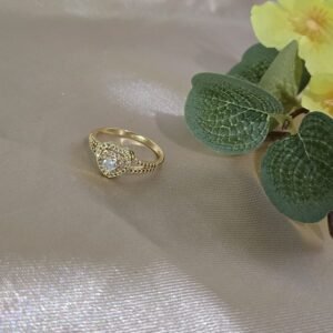 Anel Luxo Pedra Coração Cravejado