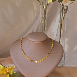 Colar Dourado de Medalhas Lisas – Leve, Sofisticado e Versátil