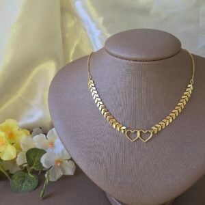 Colar Feminino Corrente Escama com Pingente Coração Vazado