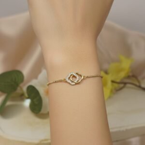 Pulseira Delicada com Elos Entrelaçados Cravejados em Zircônias